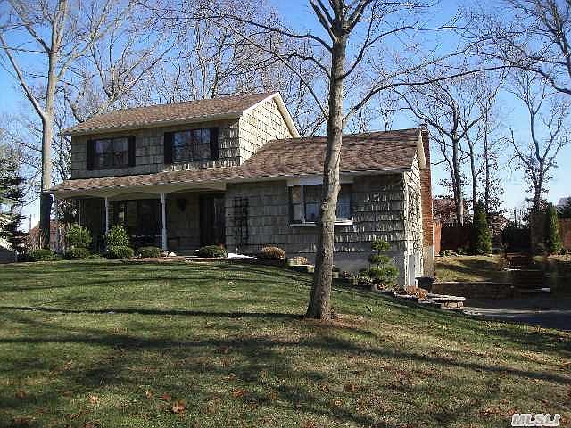 1st image of 23 Richie Ct N