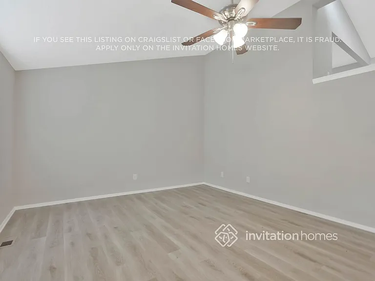 1217 Muirfield Dr — Photo 6