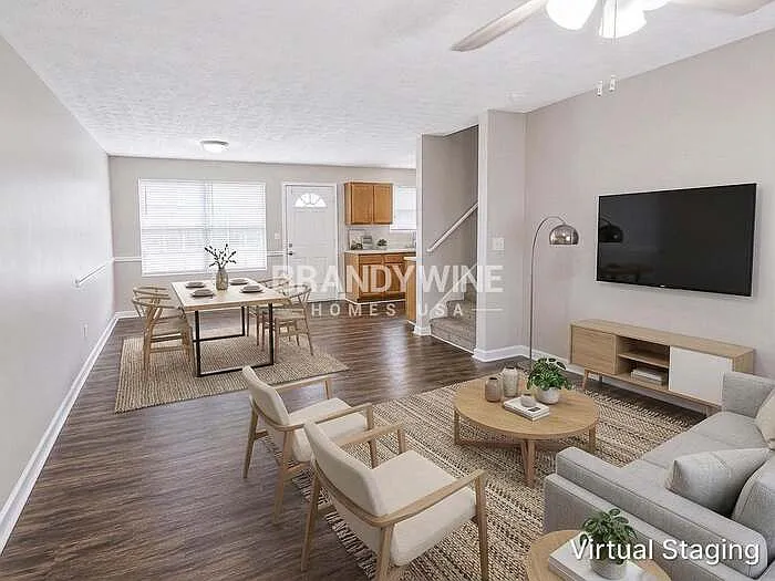 4 bed, 2.5 bath, 1700 sqft, $2,076 — Photo 3