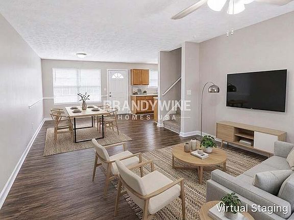 3rd image of 6120 Flagstaf Walk
