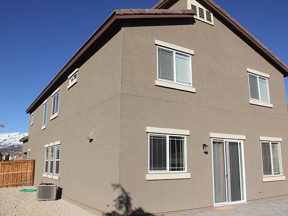 3rd image of 214 Edinburgh Dr