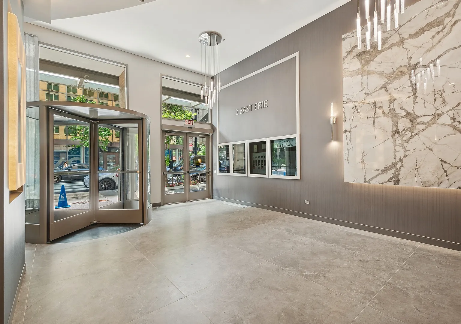 1 bed, 824 sqft, $2,750 — Photo 2
