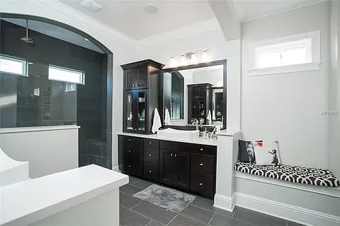 9462 Becker Ct — Photo 11
