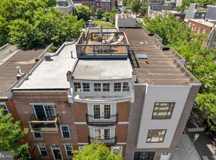 2146 Christian St, Philadelphia, PA 19146