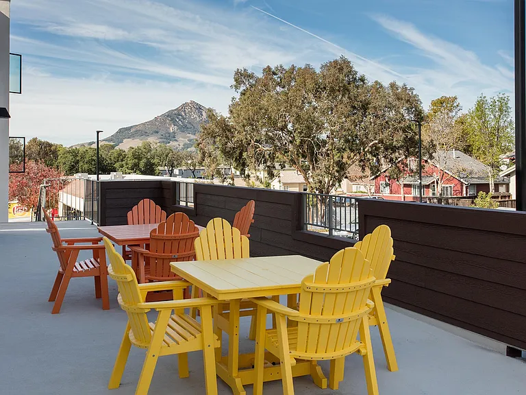 1340 Taft St #330 — Photo 3