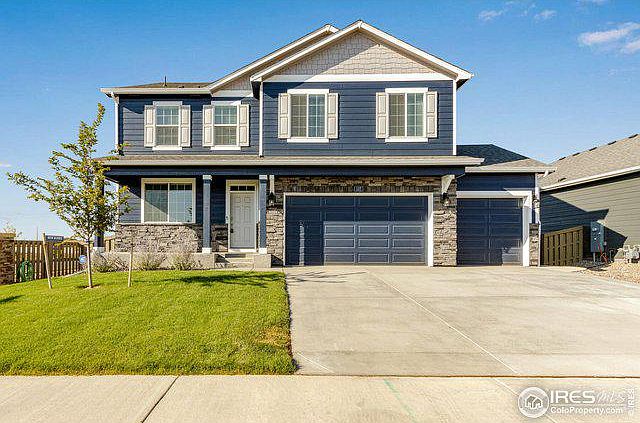 1st image of 137 Hidden Lake Dr