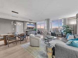 1289 Hornby St #5205, Vancouver, BC