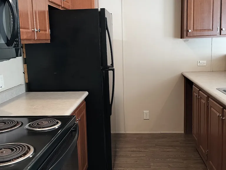 207 S Reynolds Rd #36 — Photo 2