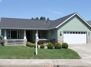 1740 W 13th Ave, Junction City, OR 97448
