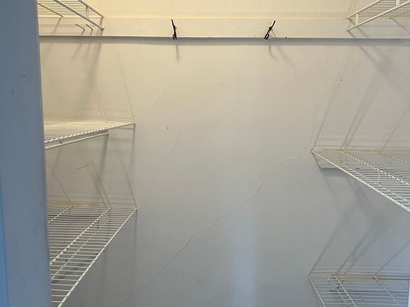 5th image of 711 N Court St APT B