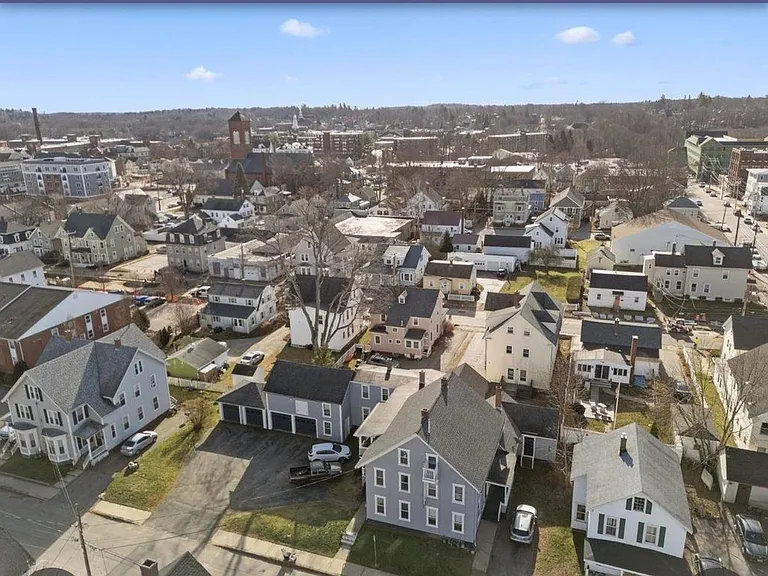 28 Lincoln St #A — Photo 24