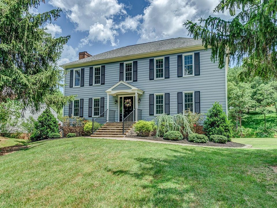 1st image of 5320 Cromwell Ct