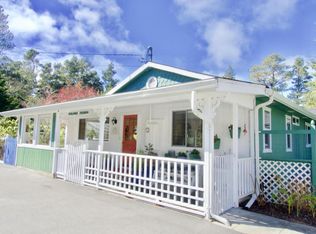 17151 Franklin Rd, Fort Bragg, CA 95437