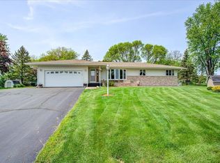 6230 Goede Cir, Waunakee, WI 53597