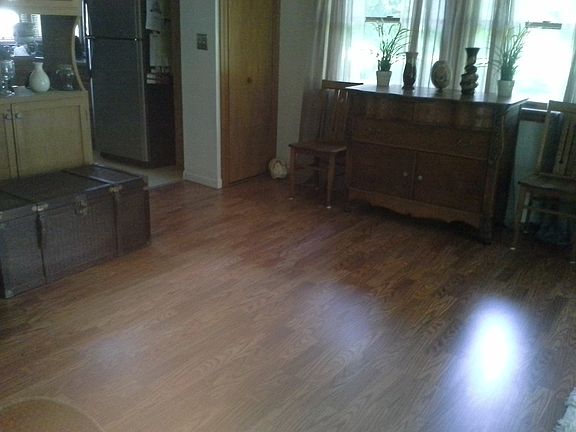 Dining room/front room