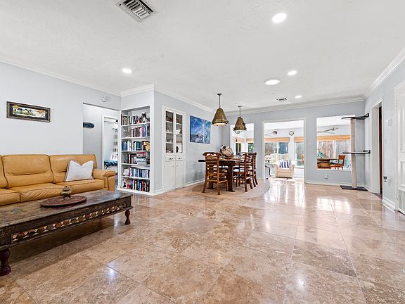 4th image of 225 Cornell Drive