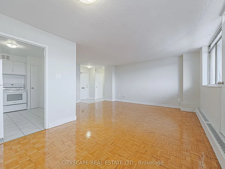 100 Rowena Dr #712 — Photo 9