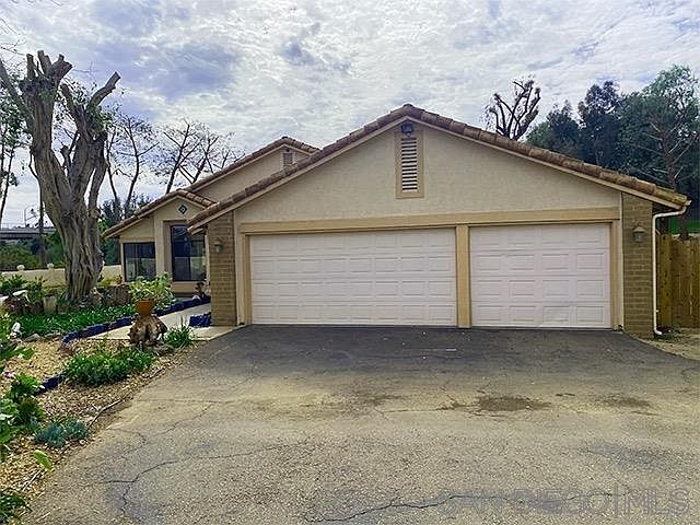 2nd image of 3145 El Ku Ave