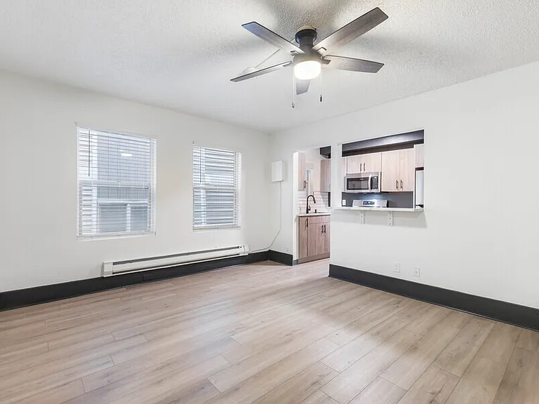 Kensington Apartments — Photo 3