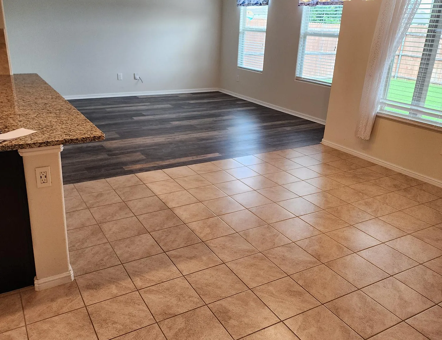 4 bed, 1822 sqft, $2,399 — Photo 3