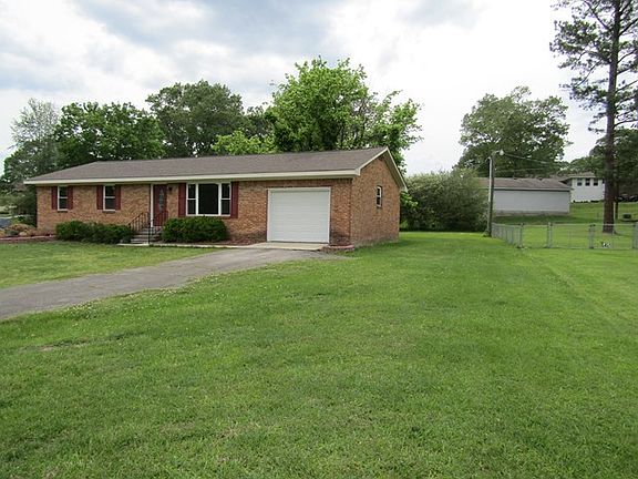 4th image of 1031 City Lake Dr