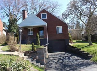 1002 Willow Dr, Pittsburgh, PA 15237