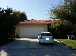 1243 Hillcrest St, Selma, CA 93662