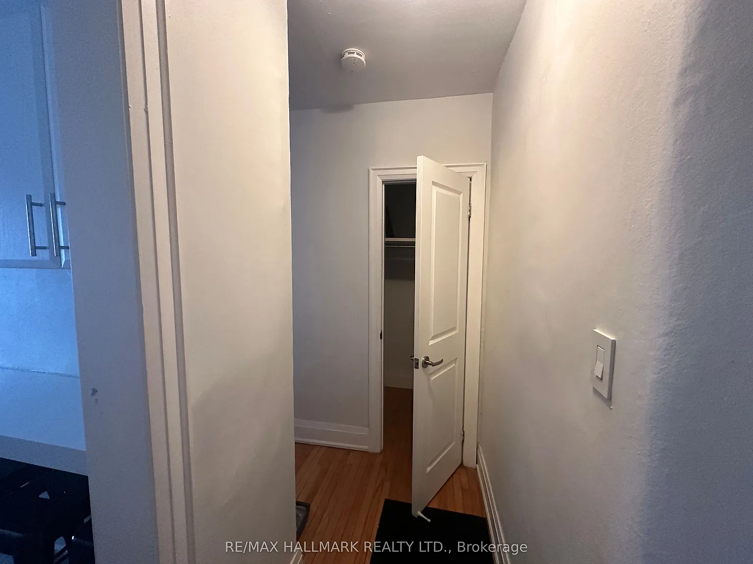 Studio, $1,695 — Photo 4