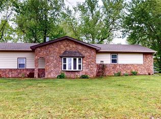 16855 S 1400th Rd, Nevada, MO 64772