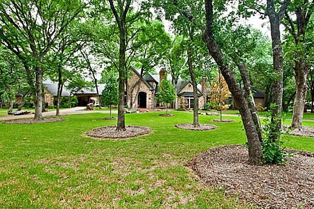 1st image of 800 Timberwood Ln