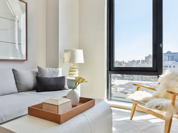 1057 Atlantic Avenue image 2 of 19