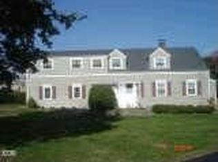 180 Old Town Dr, Stratford, CT 06614