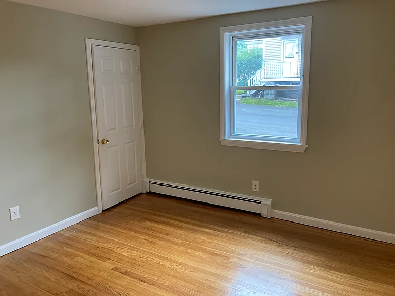255 Nesmith St #1 — Photo 7