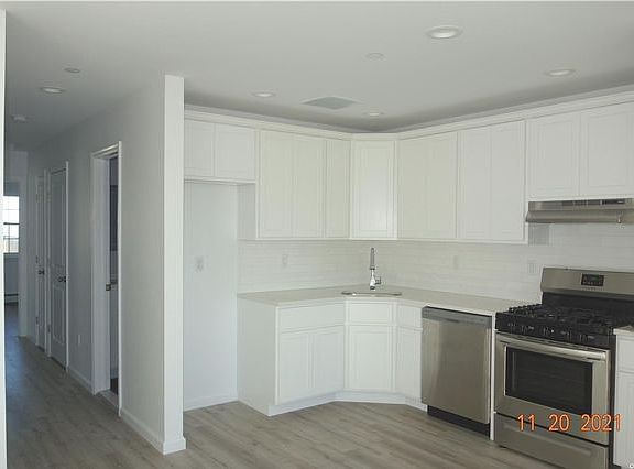 4th image of 6246 Hillmeyer Ave