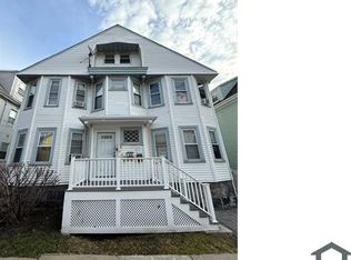 18 Greenwood St FLOOR 3, Dorchester, MA 02121