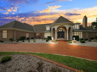 1024 Killarney Dr, Dyer, IN