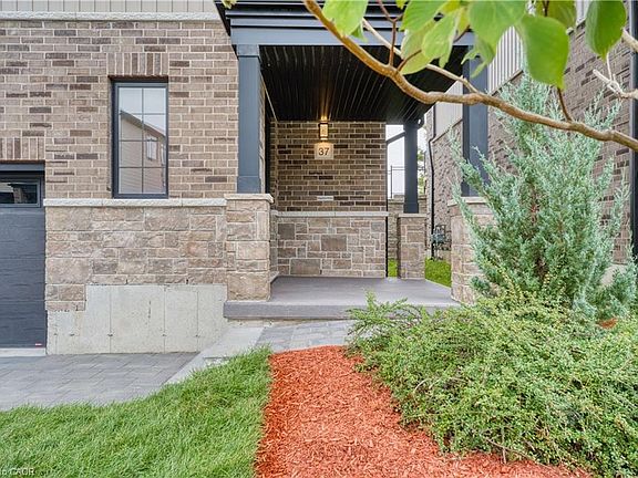 4th image of 2610 Kettering Pl #37