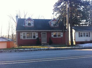 462 E McFarlan St, Dover, NJ 07801