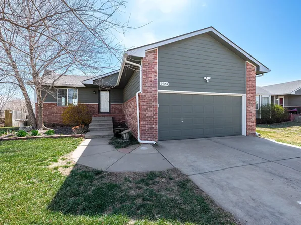 1923 W Country Lakes St, Haysville, KS 67060