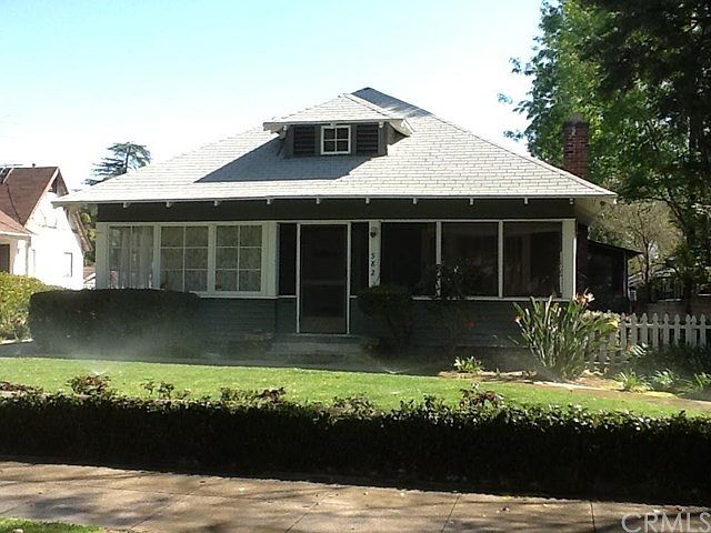 1st image of 586 N Oakland Ave