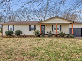 403 Mockingbird Dr, Mt Pleasant, TN 38474