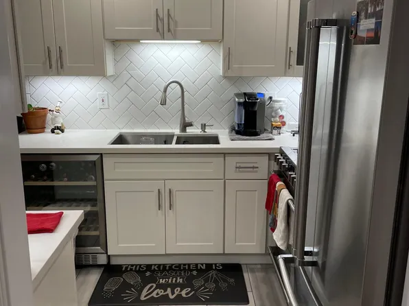 1141 San Ramon Valley Blvd, Danville, CA 94526