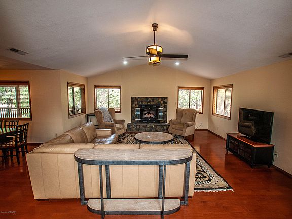 5th image of 113 Mulligan Dr