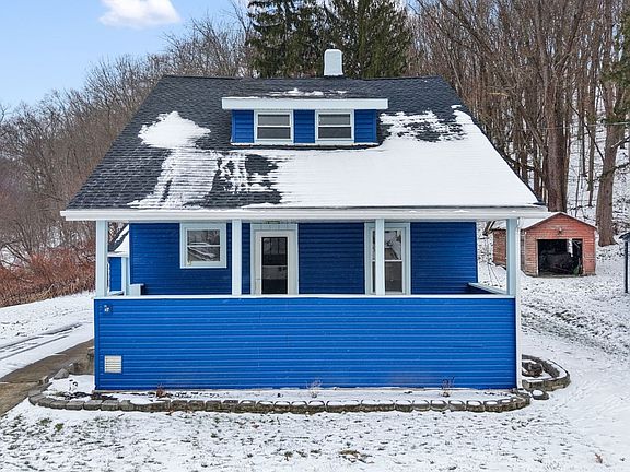 3rd image of 96 Evans St