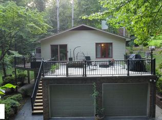 228 Grenadier Cir, Danville, VA 24541