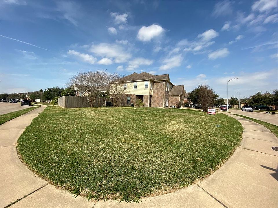 1st image of 2907 Creek Arbor Cir