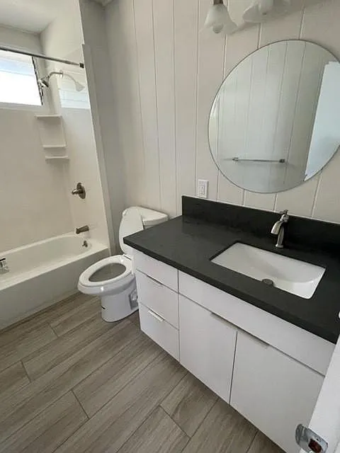 3317A Herbert St — Photo 4