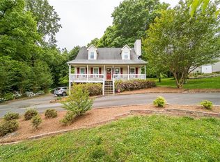 7130 Hunting Brook Ct, Walkertown, NC 27051