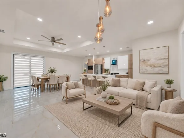 1909 NE 19th Place Cpe, Coral, FL 33909