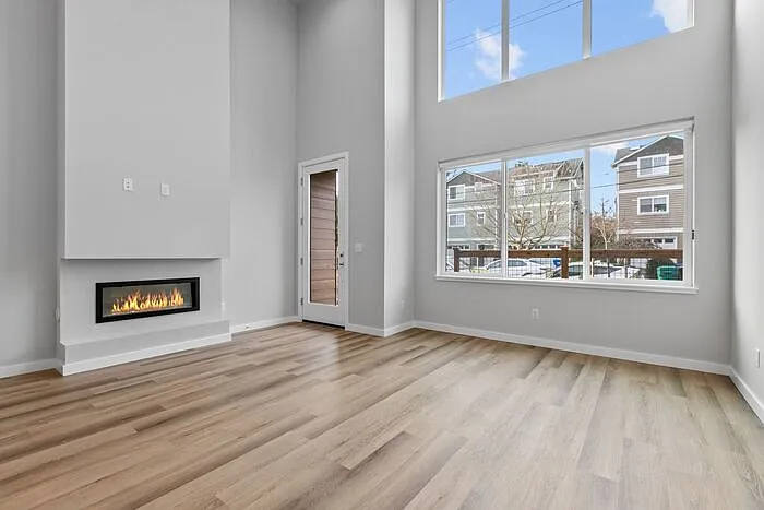 Building Photo - 5116 9th Ave NW